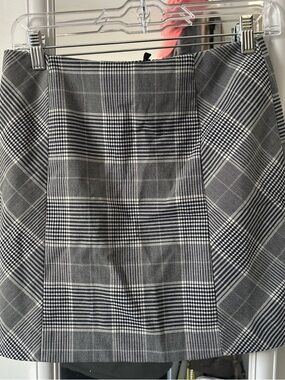 H&M Gray and White Plaid A-Line Skirt